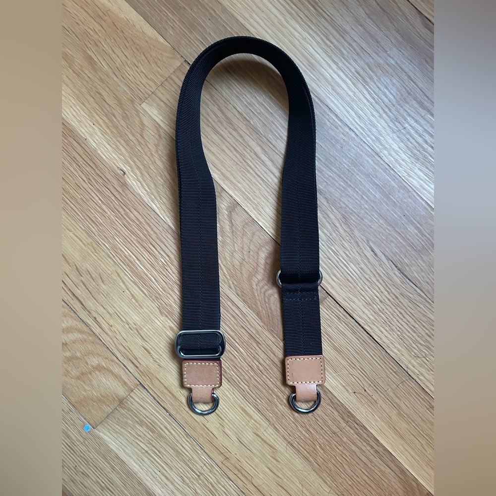 Black Sutton Strap
